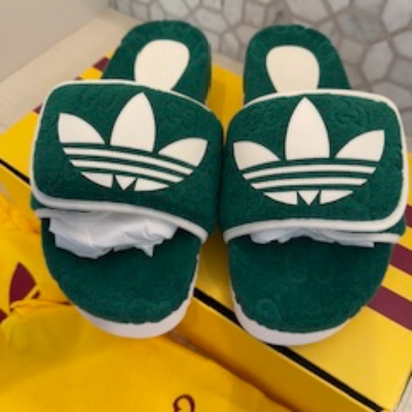 🐝 Adidas Gucci collab Slides *NEW 39 - Picture 1 of 10